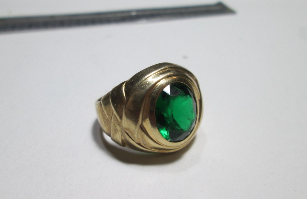 Green Gem Stone  Solitaire Men's Gift Ring Yellow Gold returned item