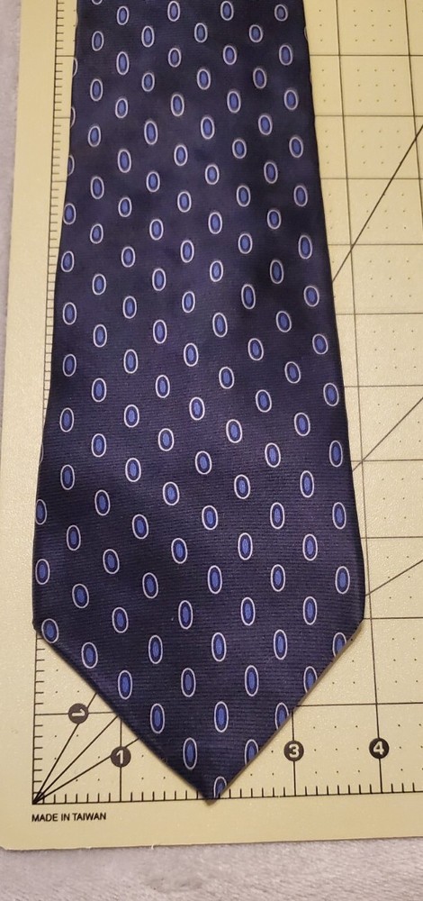 Tommy Hilfiger Men's Tie Navy Blue Designer 100% Silk Necktie