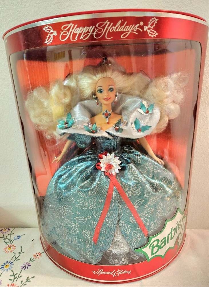 Vintage 1995 Happy Holidays Barbie - Special Edition