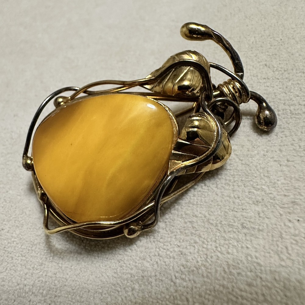 Brooch Natural Egg Yolk Amber Silver 925 Gilt Women`s Jewelry Video
