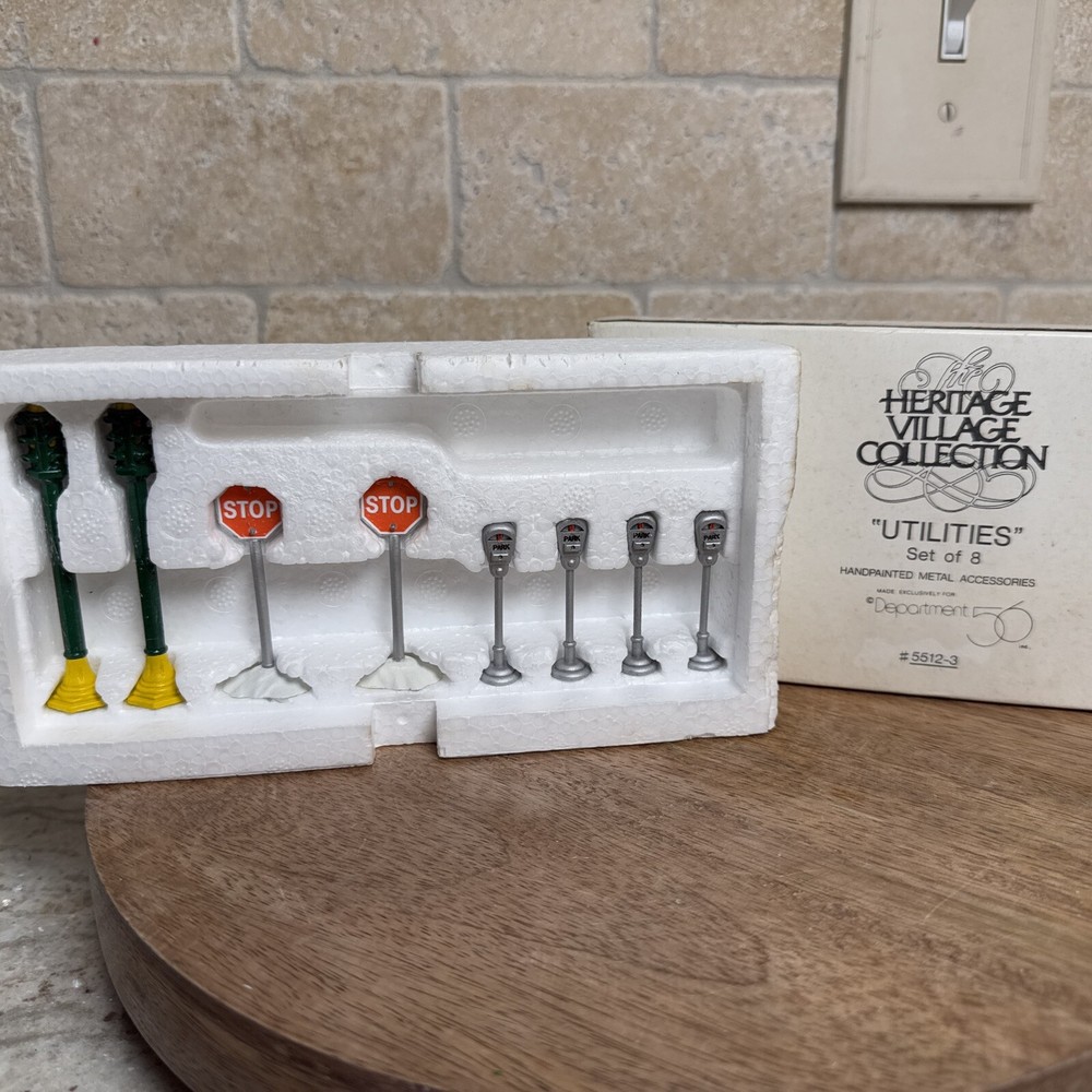 DEPT 56 HERITAGE VILLAGE UTILITIES ACCESSORIES Set Of 8 TRAFFIC METAL New In Box