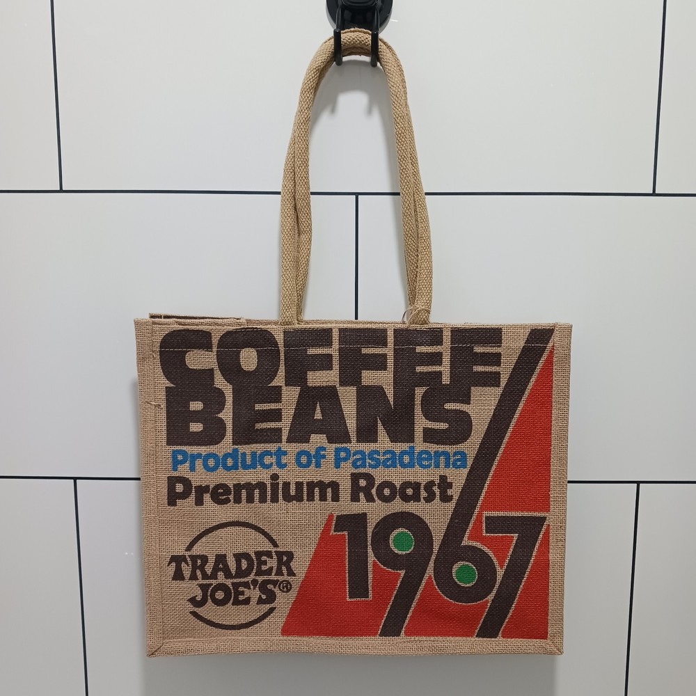 Trader Joe's NWT Coffee Beans Tote, Burlap/Jute Folds Flat, Lined Cleanable Bag