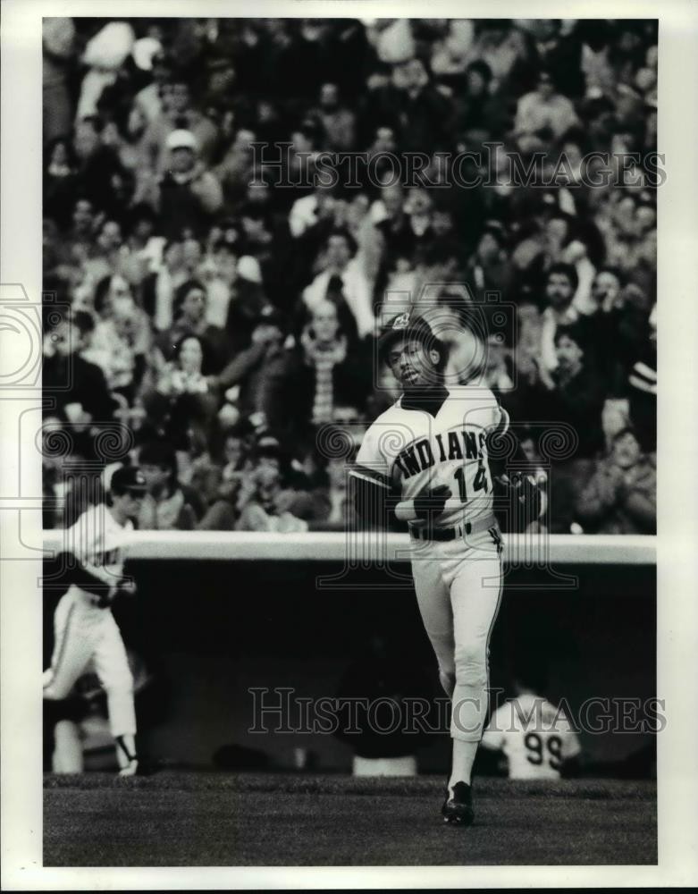 Press Photo Indians baseball player-Julio Franco - cvb55897