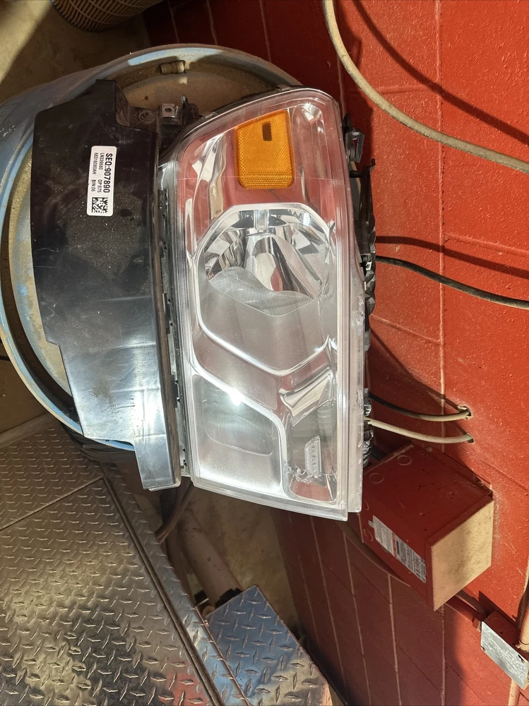 2019 RAM 1500 Headlight Halogen Passenger Right 19 68316080AG