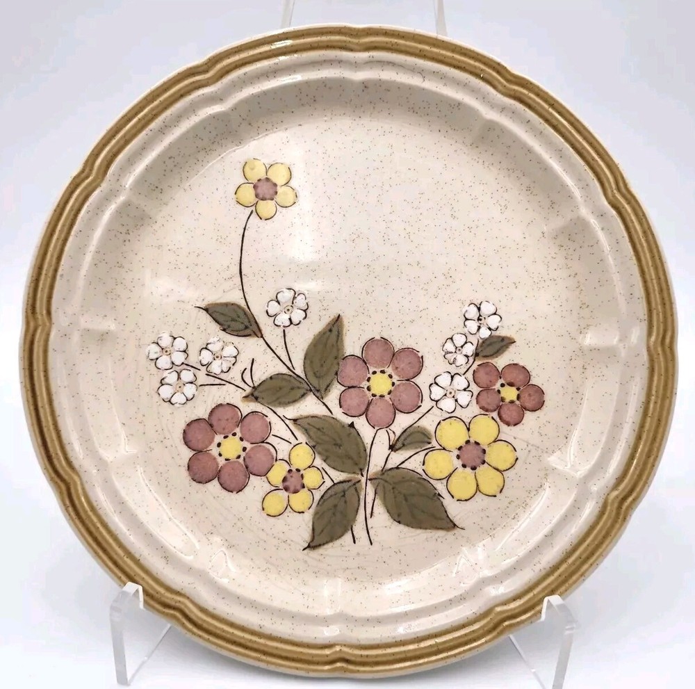 Crown Manor Dinner Plates Floral Garden Hand Painted Stoneware 10.5