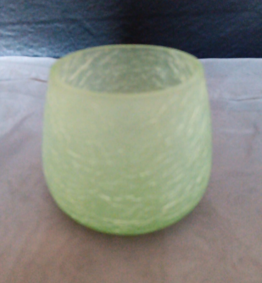Green Crackle Glass 3