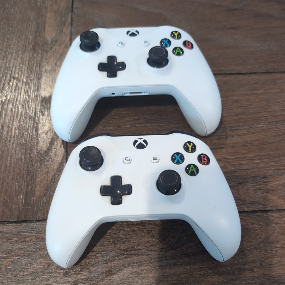 Lot of 2X Microsoft Xbox One Wireless Controller White Models 1708 Stick Drift