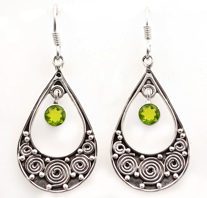 Natural Peridot 925 Sterling Silver Earrings Jewelry at 14-8