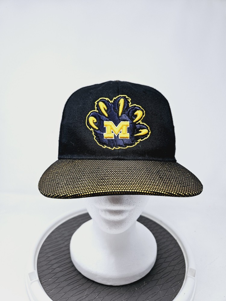 Vintage Michigan Wolverines Zephyr Snapback Hat Used Condition FAST SHIPPING