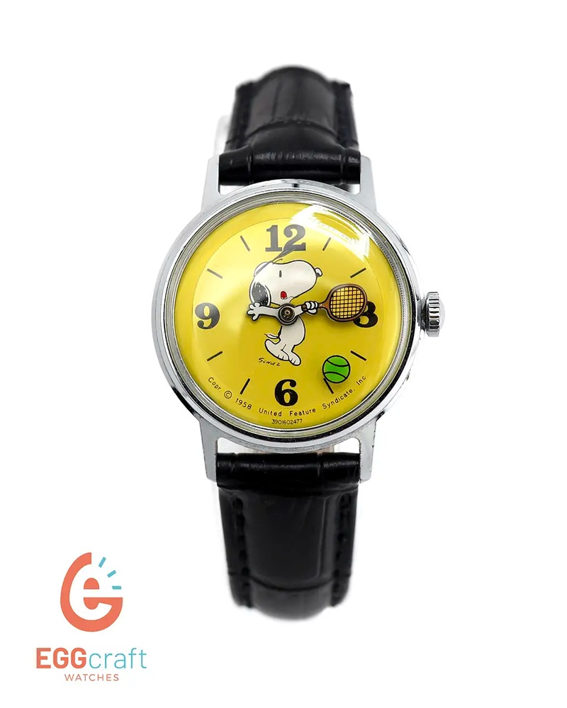 Vintage Snoopy Watch Ingersoll (WORKS WELL)