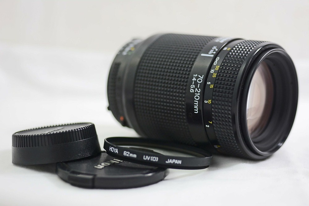 NIKON AF 70-210MM F4-5.6  NIKKOR CAMERA LENS