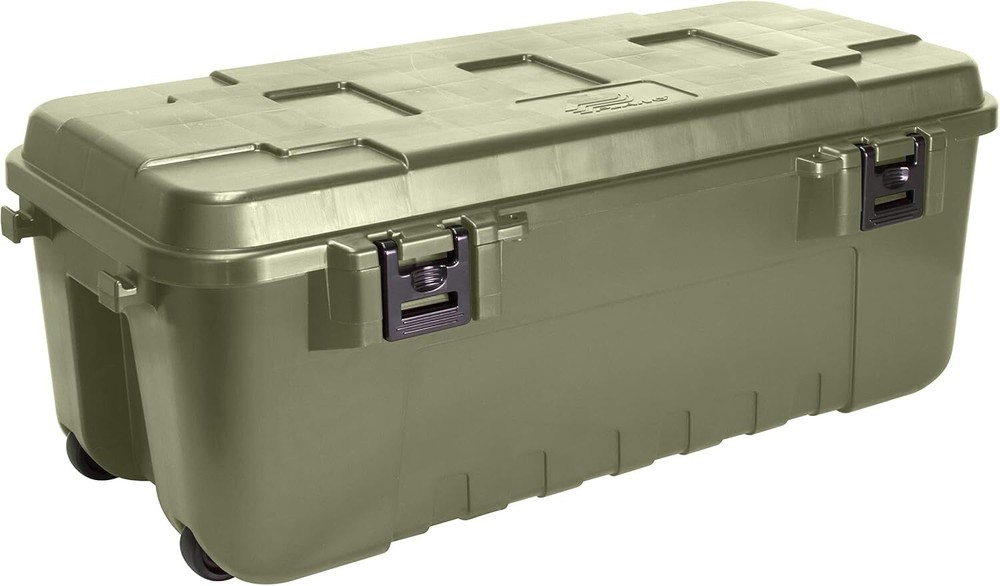 108-Quart Green Lockable Rolling Storage Trunk with Wheels for Travel and Home Organization