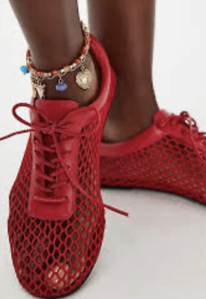 Jeffrey Campbell Wave Catcher flats red size 7.5 NWOB