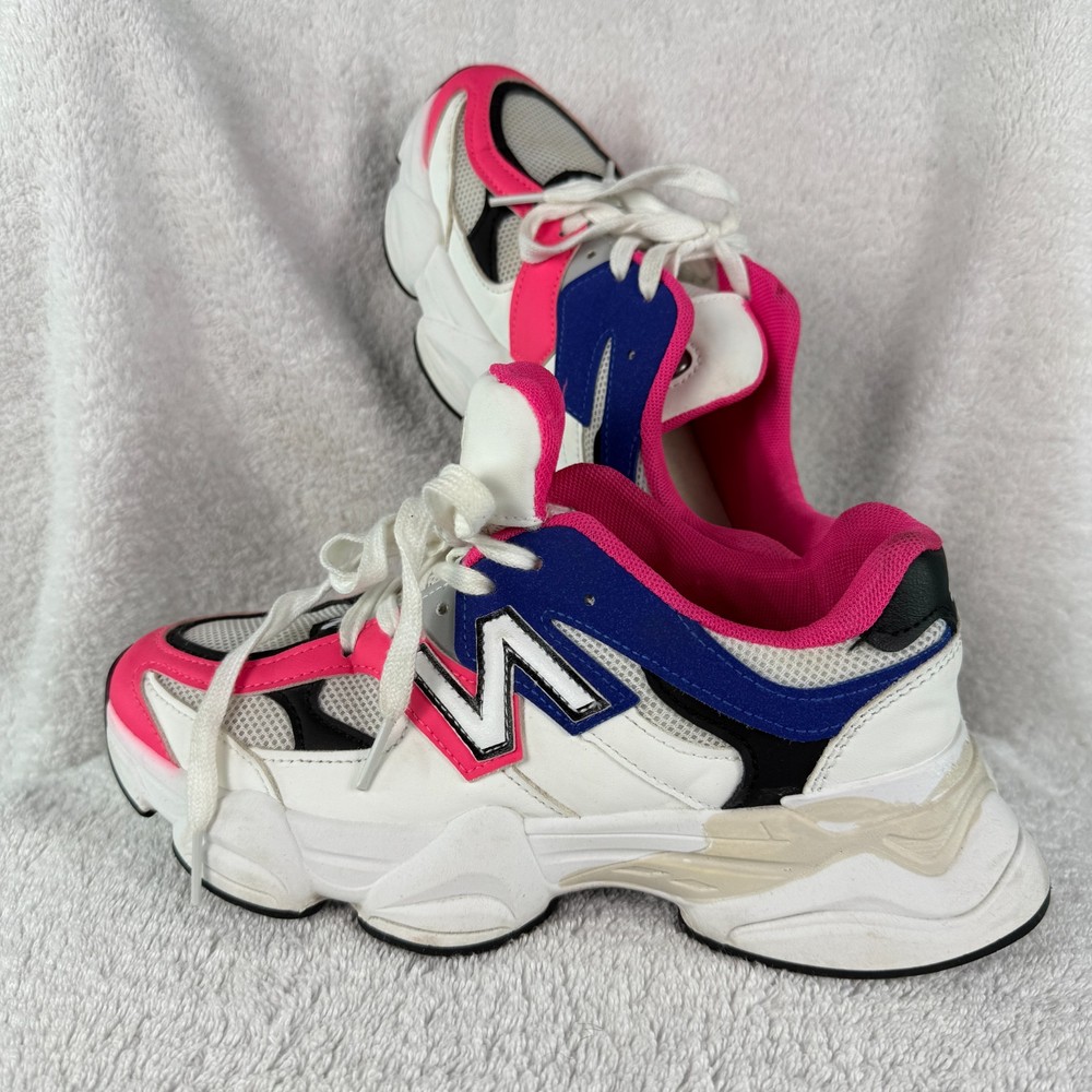 New Balance 9060 Womens Size 9 EU 40 White/Pink/Blue Colorblock RARE