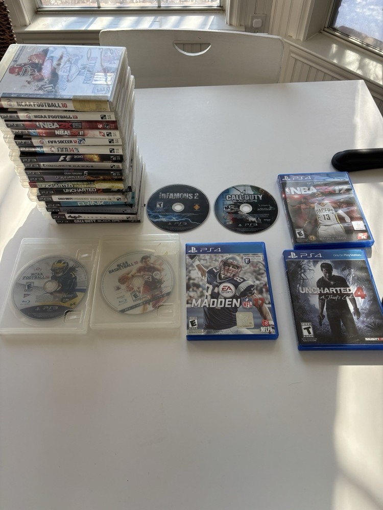 Lot Of 24 PS3 And PS4 Games.