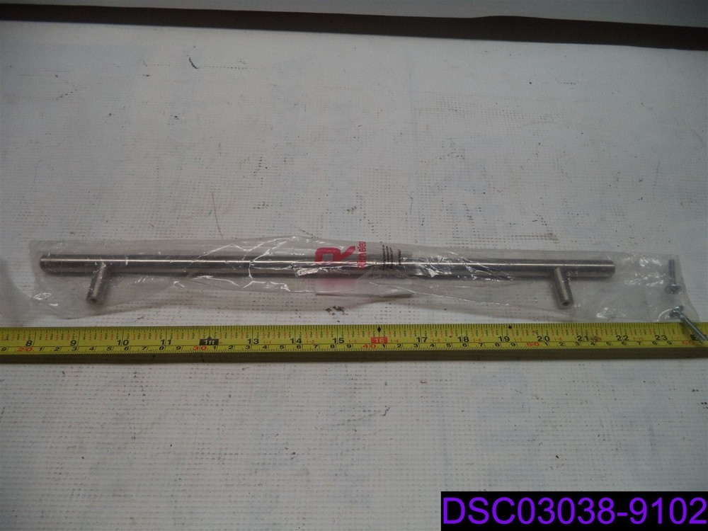 4x Richelieu BP305298195 Brushed Nickel Pull Bar 8/32 Inch