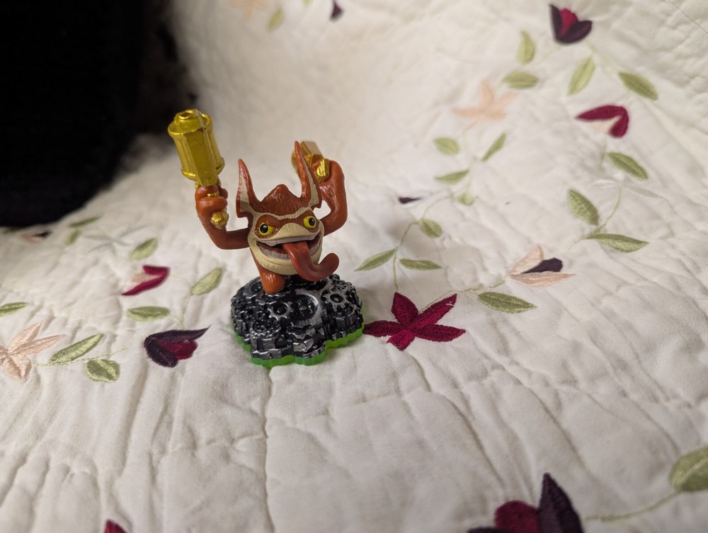 Skylanders Spyro’s Adventure - Trigger Happy Series 1 Out of Box Great Condition