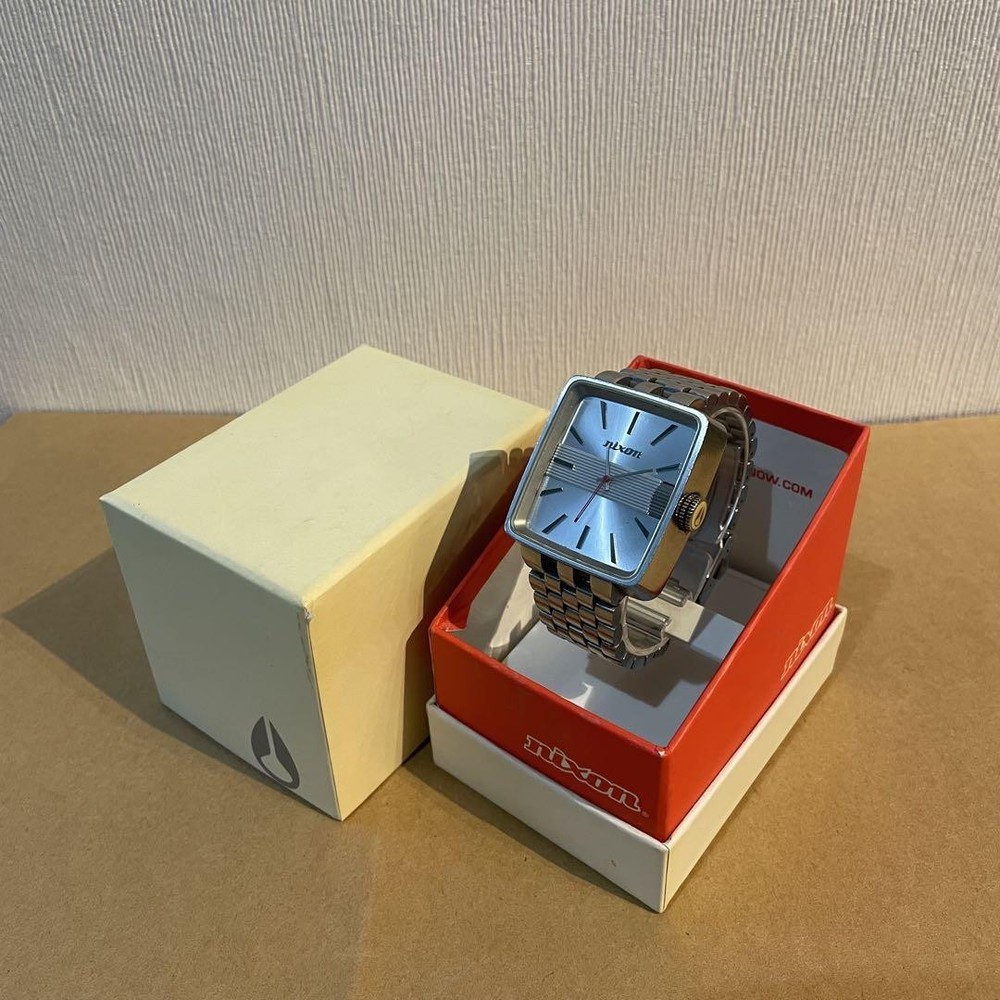 Nixon The Sultan Mens Watch Stainless Steel Chronograph