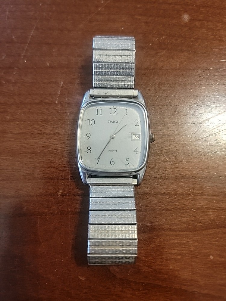 Vintage Timex 395 LA Cell Quartz Analog Men's Watch. Untested. Parts Or Repair