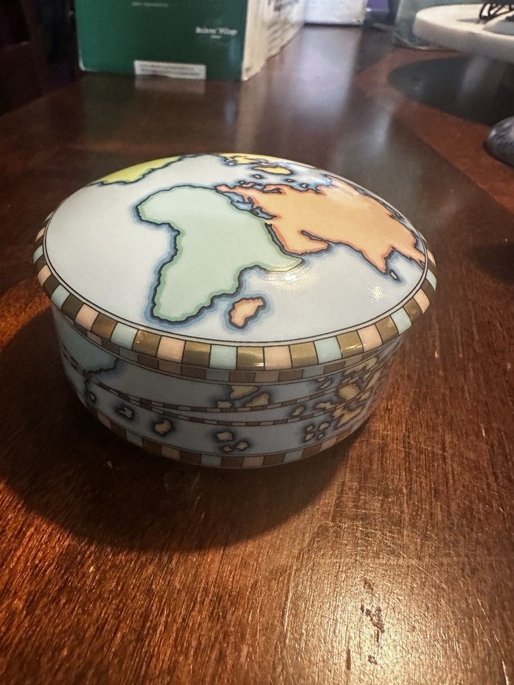 Tiffany & Co Blue Porcelain World Globe Trinket Box 4 Inch Round Map Design