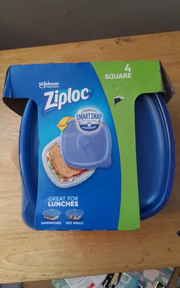 Ziploc 4-Pack Small Square Food Storage Containers
