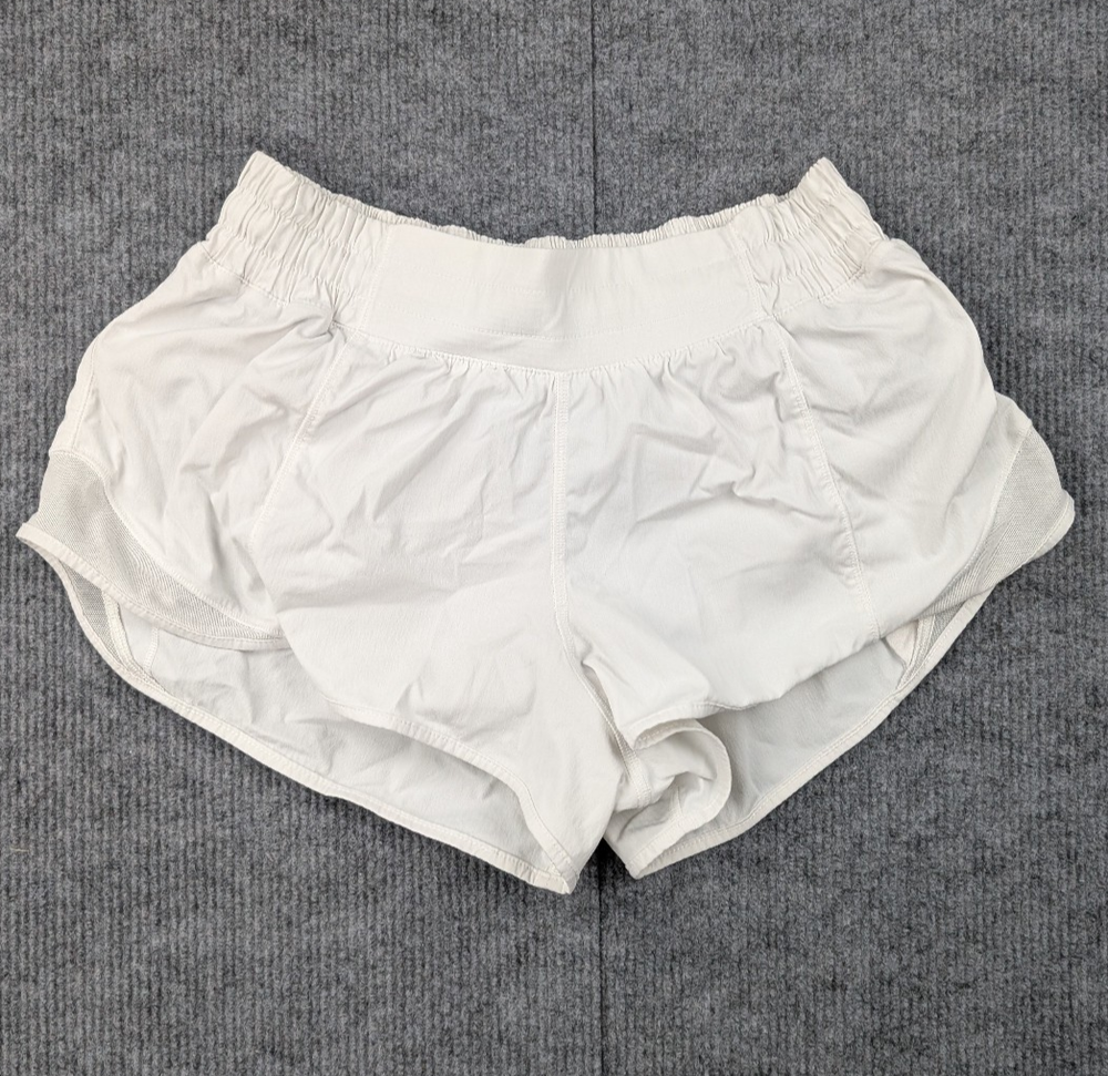 Lululemon Hotty Hot Shorts Womens 6 Lined Running Athletic White Training Gym