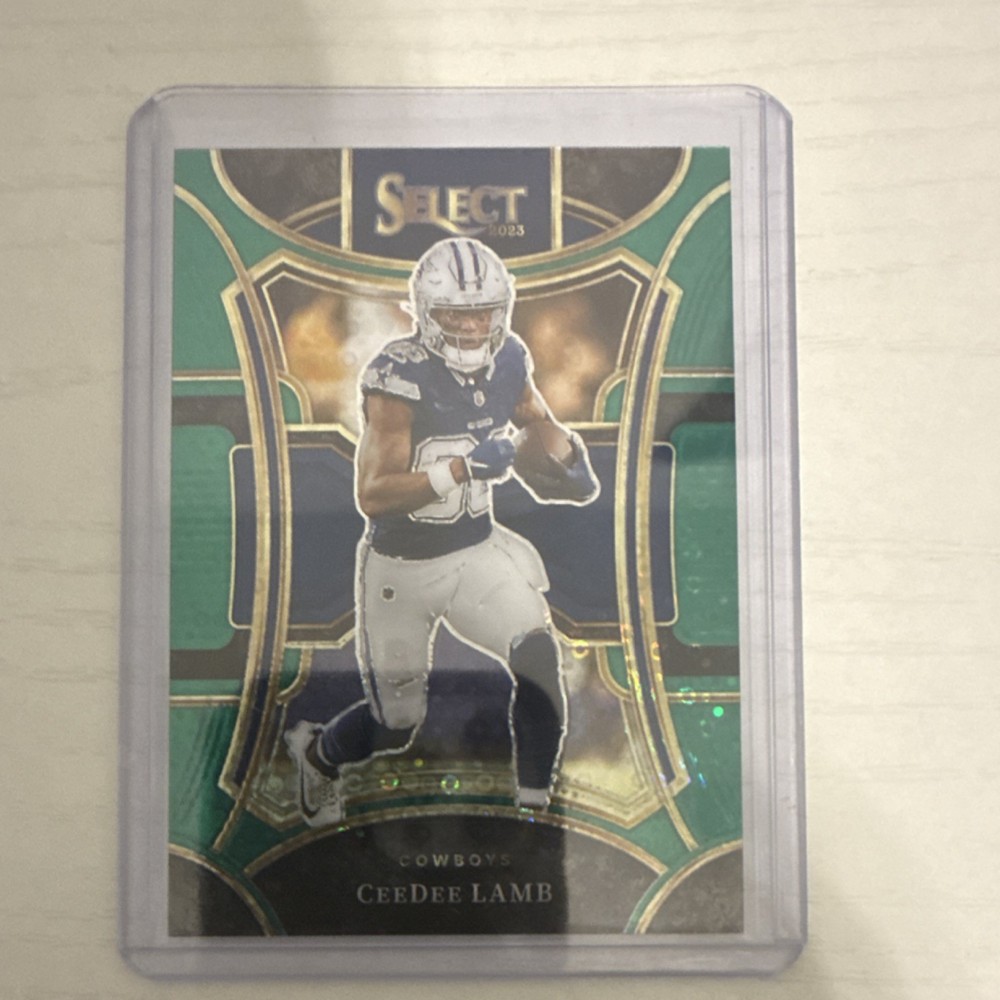Panini 2023 Select CeeDee Lamb Suite Level Prizm #425 /5 Cowboys