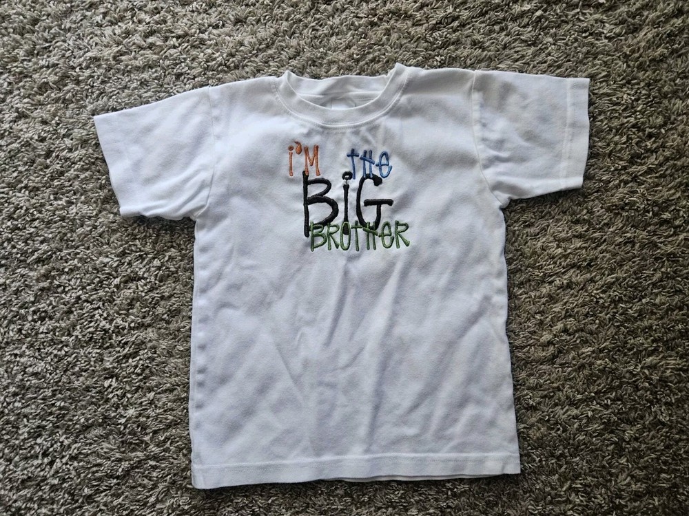 Boy's I’m The Big Brother Embroidered T-shirt Size 6 Pre-owned