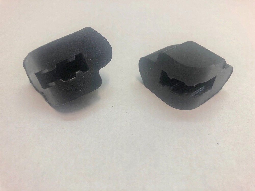 2 x Smeg Oven Door Glass Corner Rubber Spacer CS95GMBNA CS95GMNNA CS95GMXNA