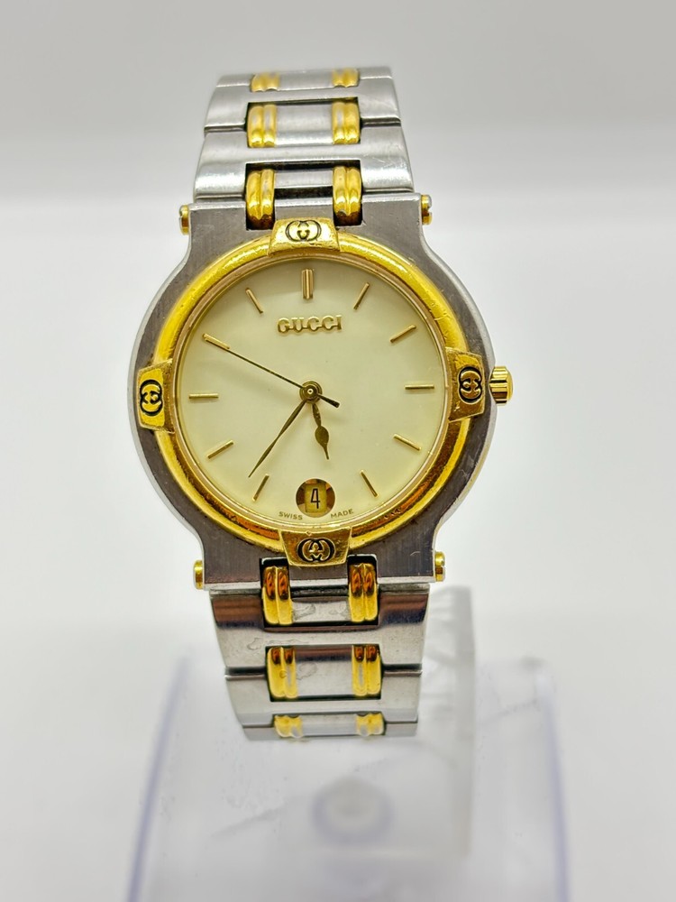 GUCCI 9000M White Gold Silver Date Quartz Vintage Watch Working Japan F/S