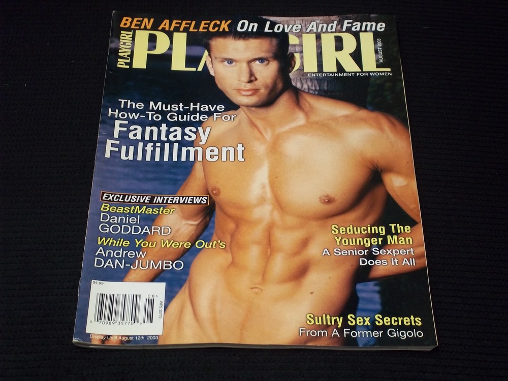 2003 AUGUST PLAYGIRL MAGAZINE NICE FRONT COVER & CENTERFOLD - H 4372