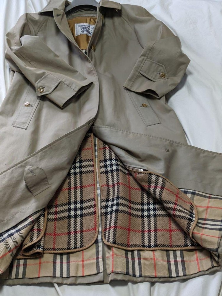 Burberry Bal Collar Coat with liner belt Woman from Japan