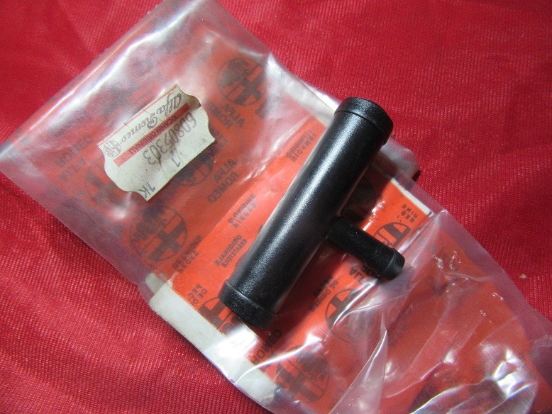 Original Alfa Romeo 33 145 146 Water Tube Nozzle 60805303/7537065 New