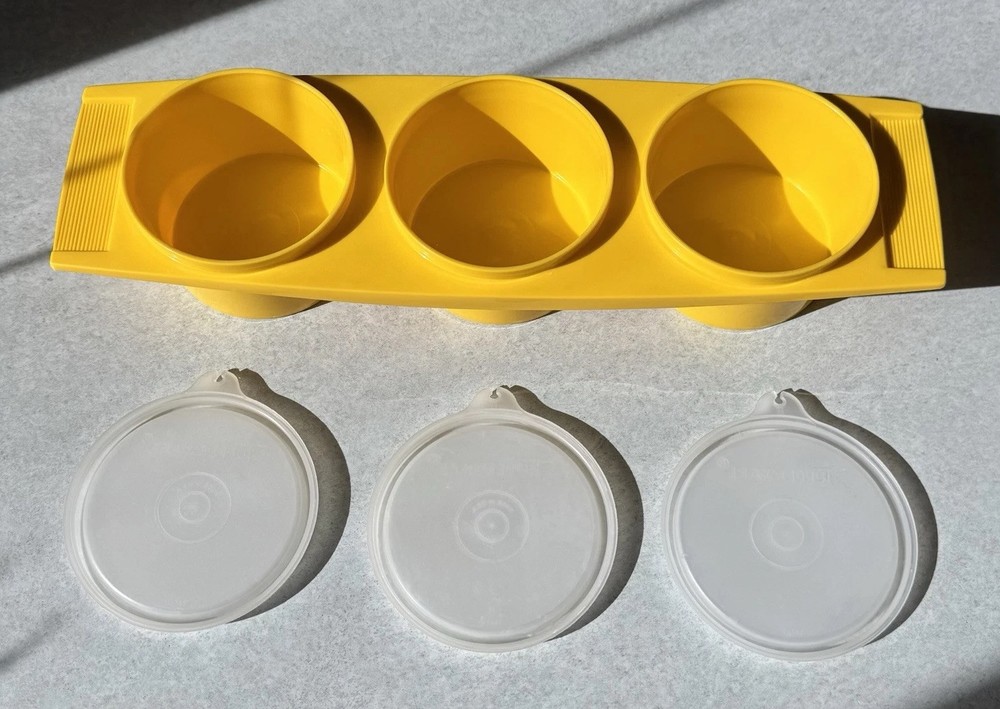VTG Yellow TUPPERWARE 3 Divided Covered Dip Condiment Serving Tray Lids 732-3
