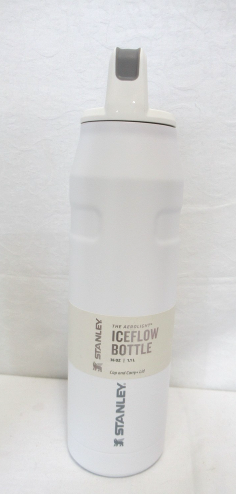 Stanley The Aerolight Iceflow Tumbler Bottle 36 OZ  1.1 L Cap & Carry Lid White