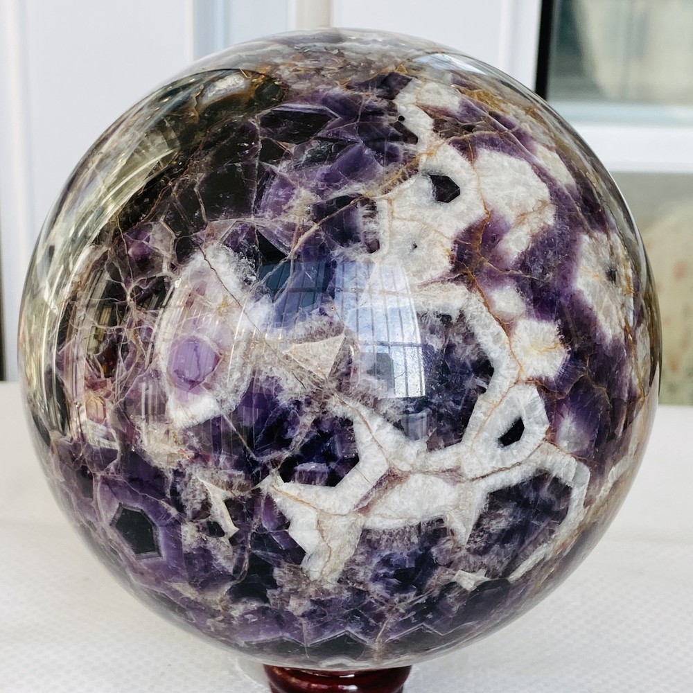 Natural Dream Amethyst Quartz Crystal Sphere Ball 3120G for Healing Energy