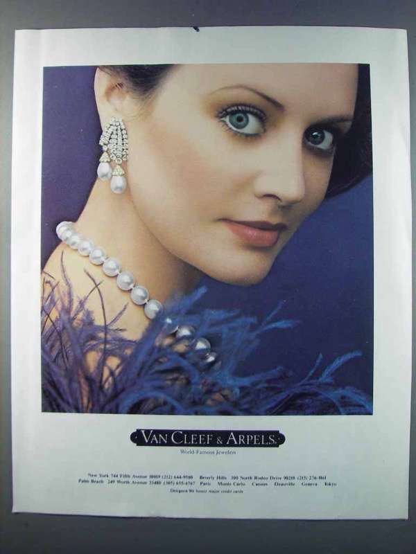 1981 Van Cleef & Arpels Necklace and Earrings Ad
