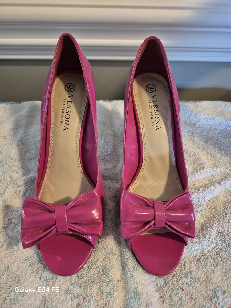 Womens Versona Peep toeHeels Pink w/ Bow Size 8.5M
