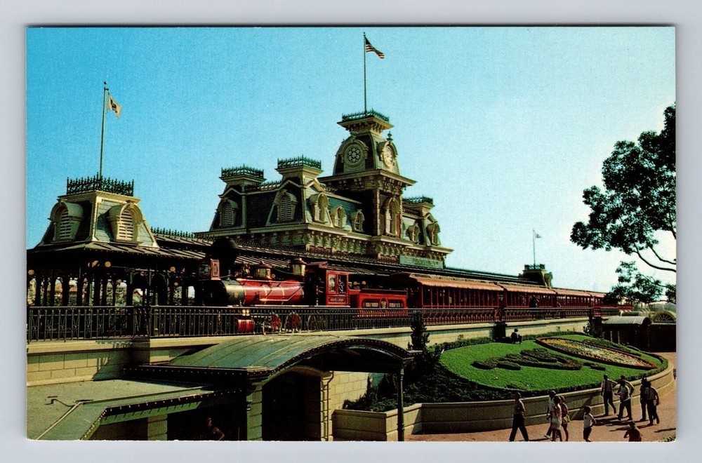 Vintage Walt Disney World Steam Railroad Postcard Orlando Florida