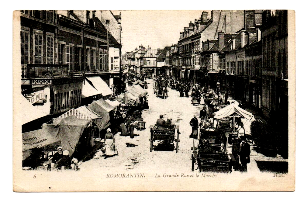 Vintage Postcard Romorantin La Grande Rue France