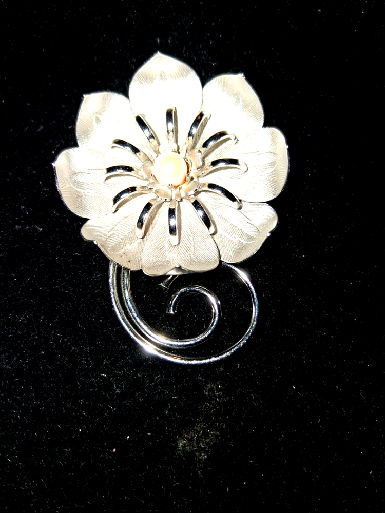 Vintage 1950s Floral Brooch Pin