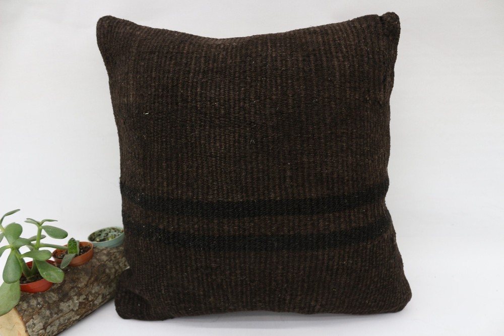 Designer Pillows, 16