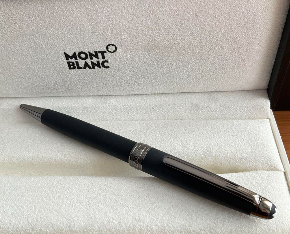 Montblanc 2866 Meisterstück Classique Black Precious Resin Ballpoint Pen