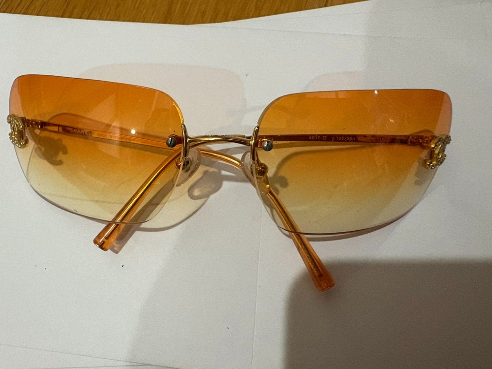 CHANEL 4017-D Rimless Sunglasses Orange Gradient Lens with Rhinestone Coco Logo