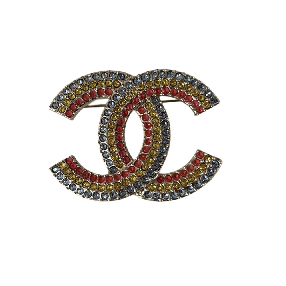 Chanel Multicolor Rhinestone CC Logo Brooch Glamorous Accent