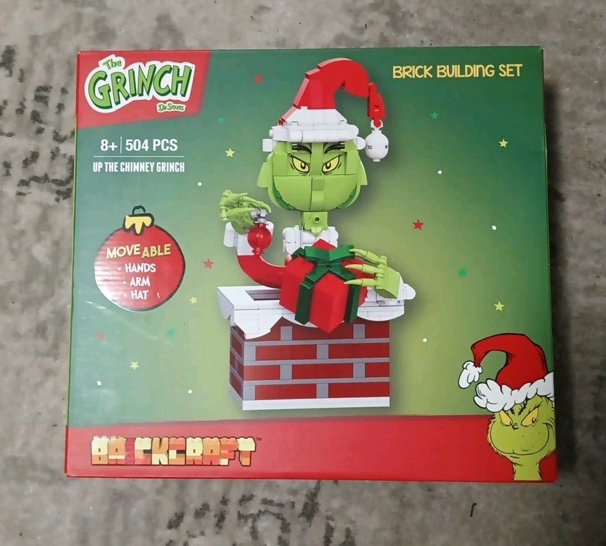 The Grinch Up the Chimney Christmas Brick Building set by Brickcraft 504 PCS