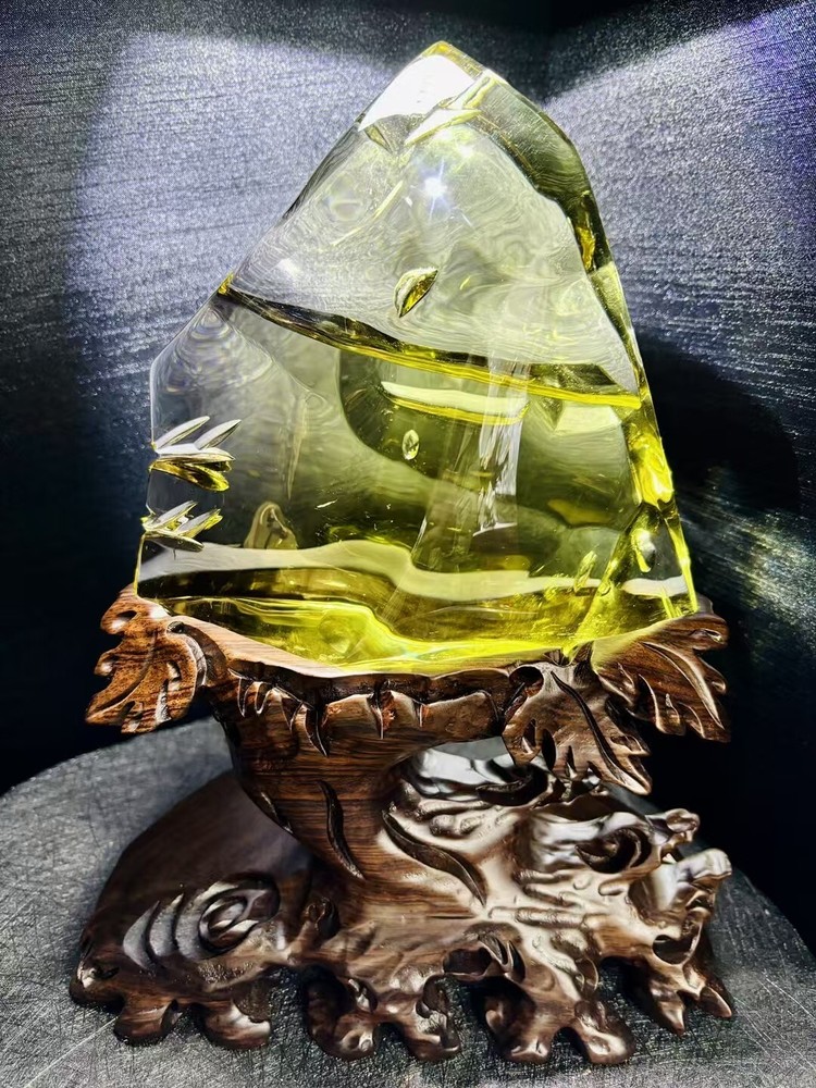3050g Natural Clear Citrine Mineral Specimen for Healing with Free Display Stand