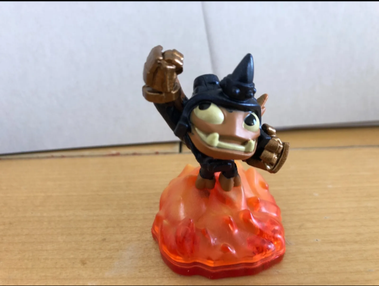 Skylanders Trap Team Mini Small Fry Fire Element Action Figure