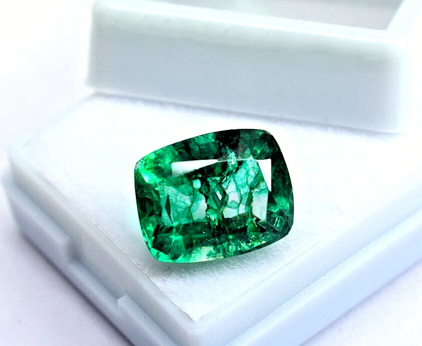 6ct Colombian Green Emerald Cushion Cut Faceted Ring Gemstone