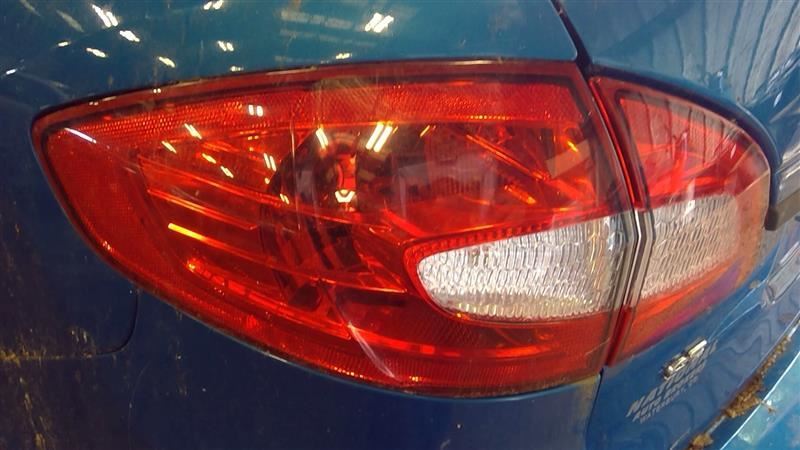 Driver Tail Light 4 Door Sedan Quarter Panel Mounted Fits 11-13 FIESTA 5452725